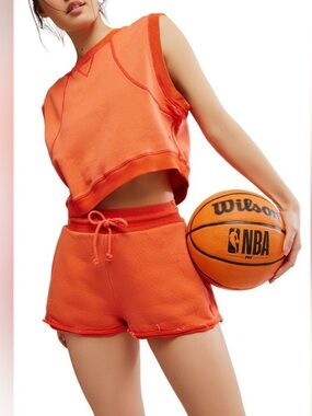 Free People Movement • Time After Time Shorts in Flame Size Small